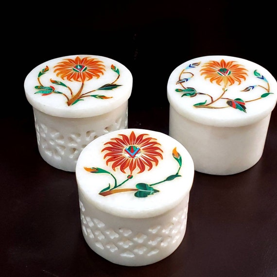 Handgefertigte Marmor Ring Box: Carnelian Floral Inlay Schmuckschale