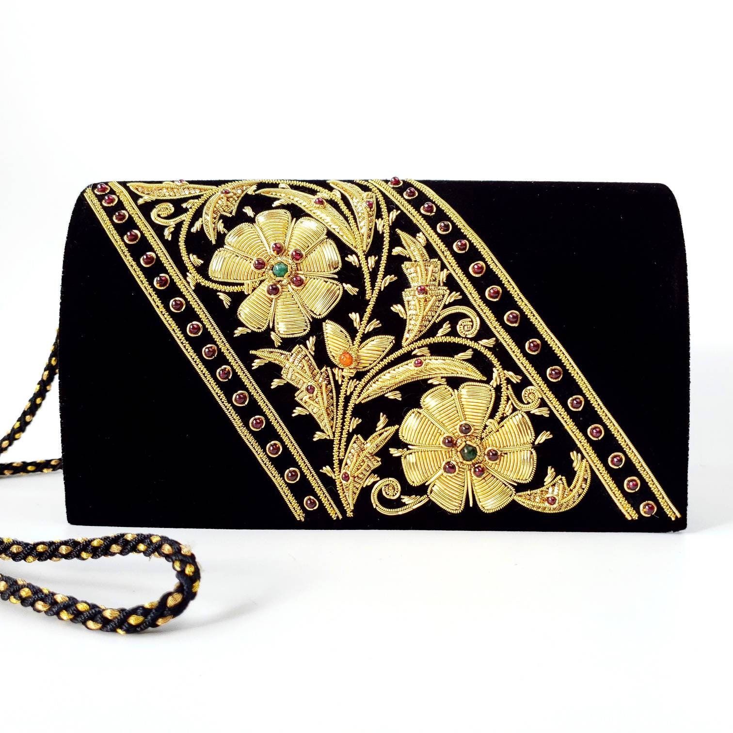 Luxury Gold Clutch Purse For Women Vintage Hollow Carved Evening Bag, Ideal  For Wedding & Prom From Allloves, $37.6