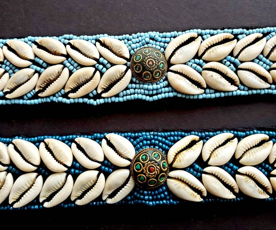 Beaded Cowrie Shell Tie Belt: Tibetan Boho Sash With Brass  display picture 1