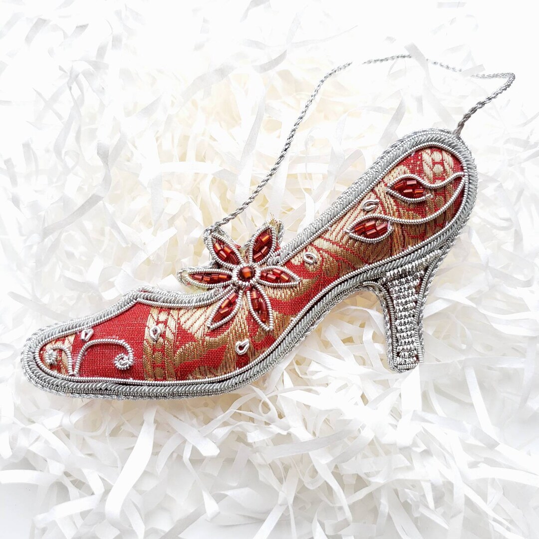 Retro Embroidered Shoe Ornament for Women, High Heel Christmas Ornament