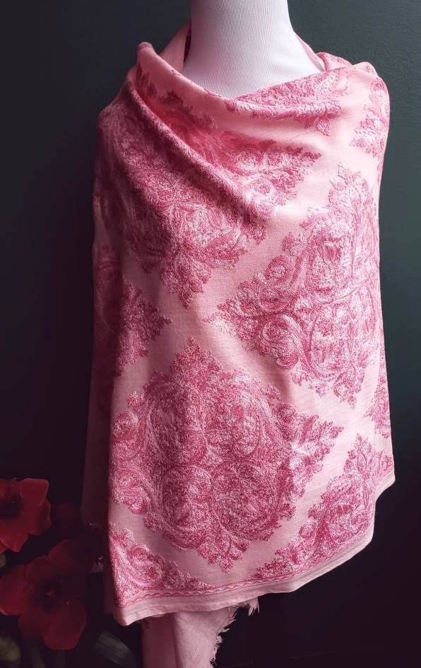 formal shawl for wedding guest
