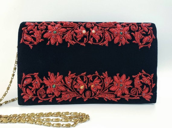 Vintage Black Velvet Handbag Clutch Purse | Shop THRILLING