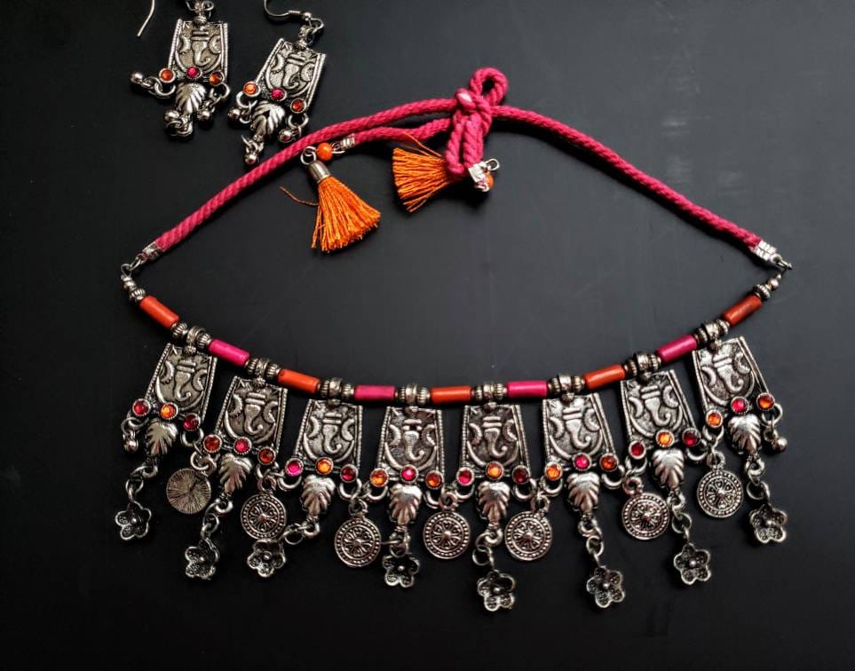 Animal choker store