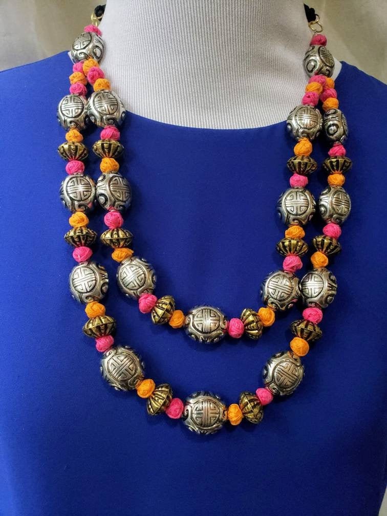 Thread beads best sale necklace