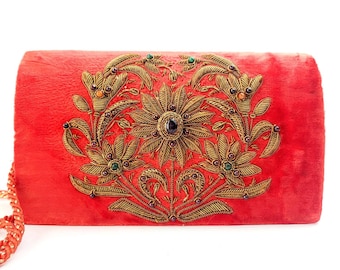 Embroidered Velvet Clutch: Zardozi Floral Evening Bag with Semi-Precious Stones