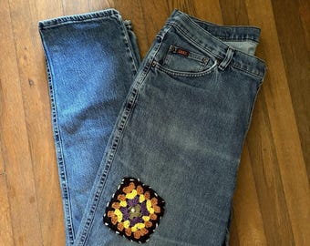 Plus Size Upcycled Crochet Jeans Vintage Lee Size 18 Unique Denim Pearl Accent 90s Tapered Mom Jeans