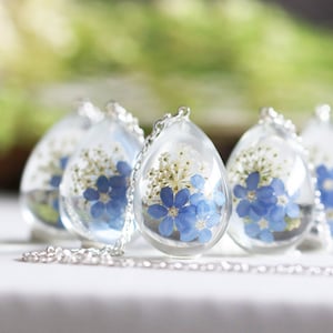 Forget me not Teardrop Necklace, Handmade jewelry , Pressed Flower Necklace, Resin Jewelry, Forget me not Silver Necklace, Gift for Her