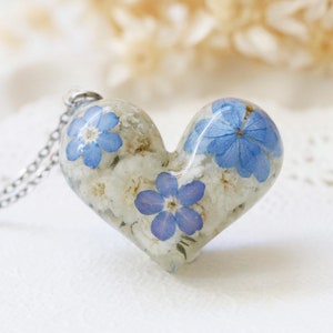 Forget me not necklace, Heart Necklace, Pressed Flowers necklace, Resin necklace, Forget me not flower, Forget me not, Love Necklace
