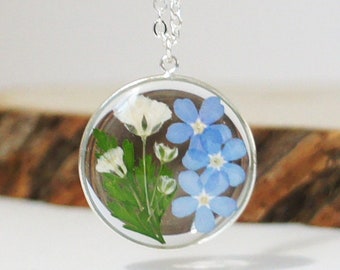 Forget Me Not Resin Necklace, Babys Breath Necklace, Gypsophila Jewelry, Real Flower Jewelry, Flower Necklace, Pressed Flower Jewelry