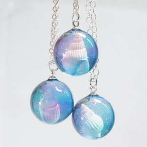 Seashell Necklace, Seashell jewelry, Resin Jewelry, Natural Seashell Necklace, Boho Jewelry, Summer Jewelry, Bubble Necklace, Rainbow Bubble