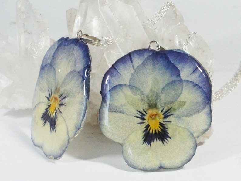 Viola Pansy Pressed flower necklace Resin flower necklace image 2