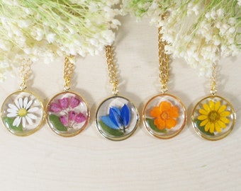 Pressed Flower Necklace, Real Flower Jewelry, Daisy Necklace, Resin Necklace, Resin Jewelry, Birthday Gift for her, Mothers Day Gift