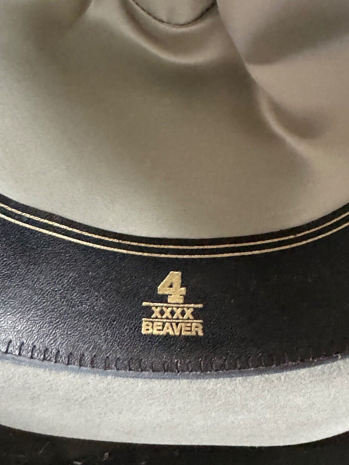 VintageResistol 4xxxx beaver self conforming hat black Vintage (1990s) Super Boss Resistol Western 4X Beaver Fur  main image 3