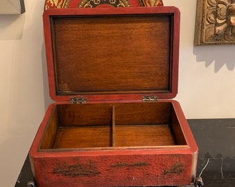 4387【美品】THEODORE ALEXANDER ブックケース 小物入れ Theodore Alexander Chinoiserie Decorative Wood Footed