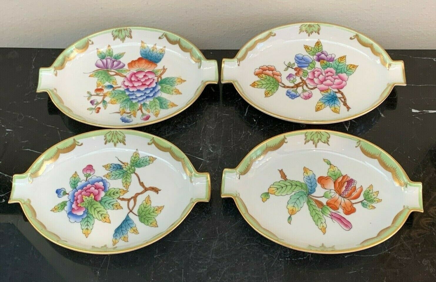 ヘレンド　プレート Herend Queen Victoria Hungarian Porcelain Small Oval Plates Dishes