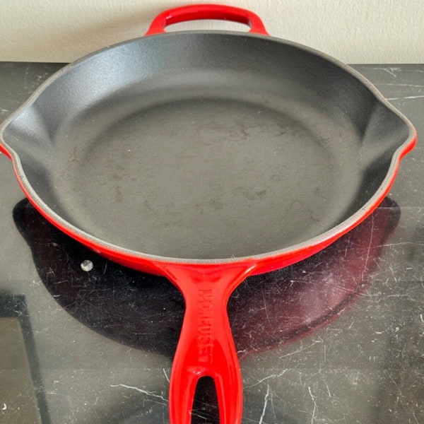 Le Creuset Cast Iron #26 Red Double Spout Skillet Fry Pan
