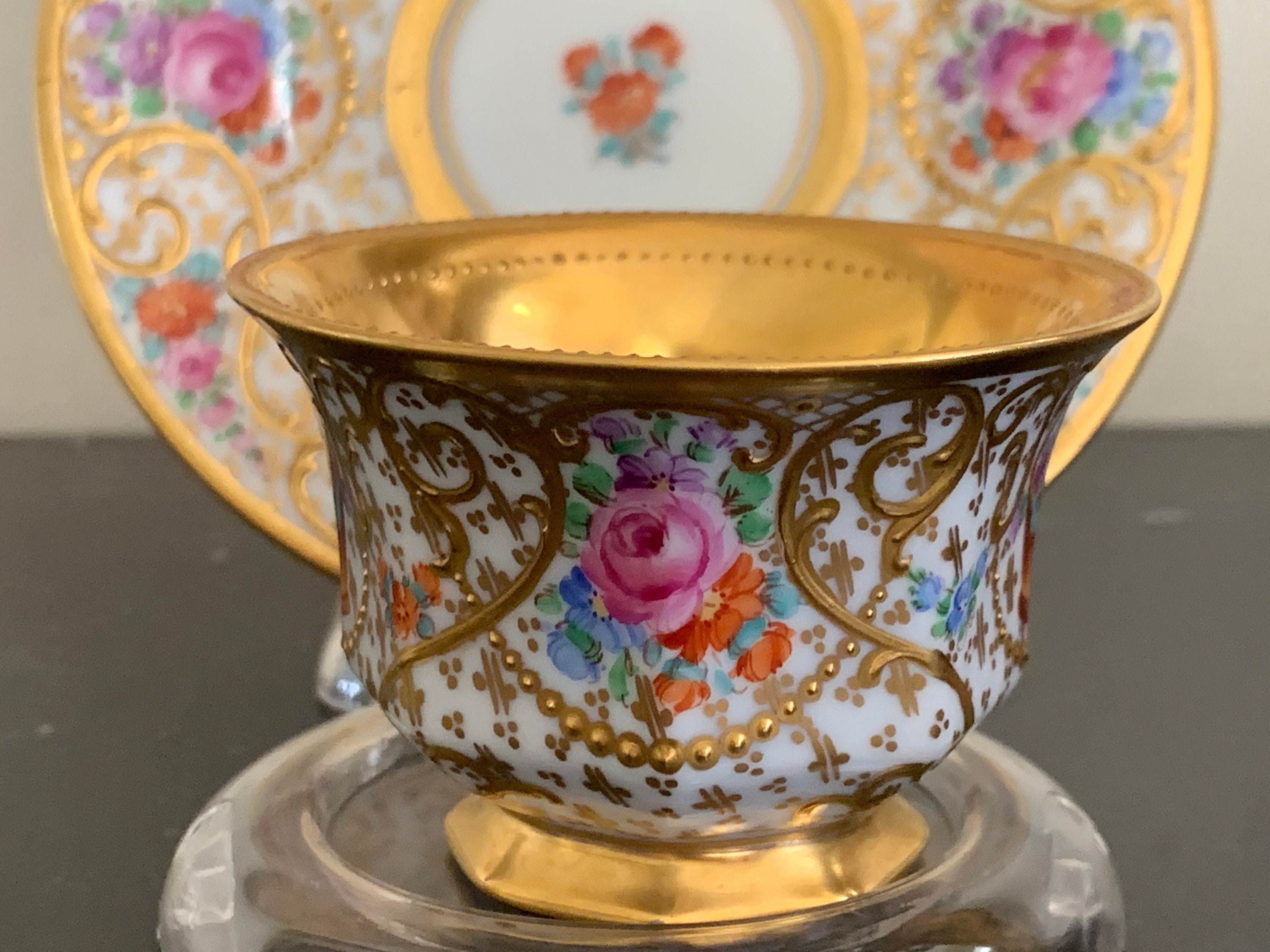 アンティーク アンブロジウス ラム ドレスデン磁器 金箔&花飾り アンティーク アンブロジウス ラム ドレスデン磁器 金箔&花飾り