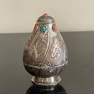 Antique Silver .925 Engraved Snuff Bottle Accented with Coral & Turquoise Stones