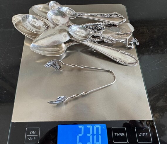 Six petites cuillères à moka en argent 800/1000, les spat... - 86083589
