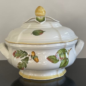 Villeroy & Boch Parkland House and Garden Collection Covered Vegetable Serving Bowl