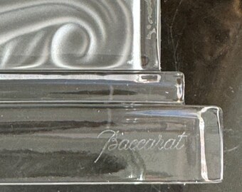 バカラ クリスタル 6.5 インチ バスケット オブ アバンダンス クロック