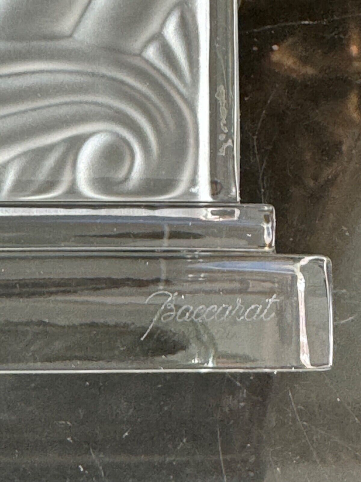 バカラ クリスタル 6.5 インチ バスケット オブ アバンダンス クロック