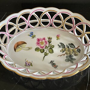 Herend Porcelain Hungary Market Garden Openwork Basket 7403 / FRN