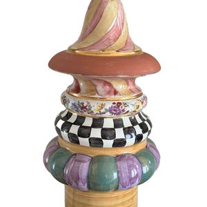 MacKenzie Childs grote en zware tufstenen poef aardewerken poot *