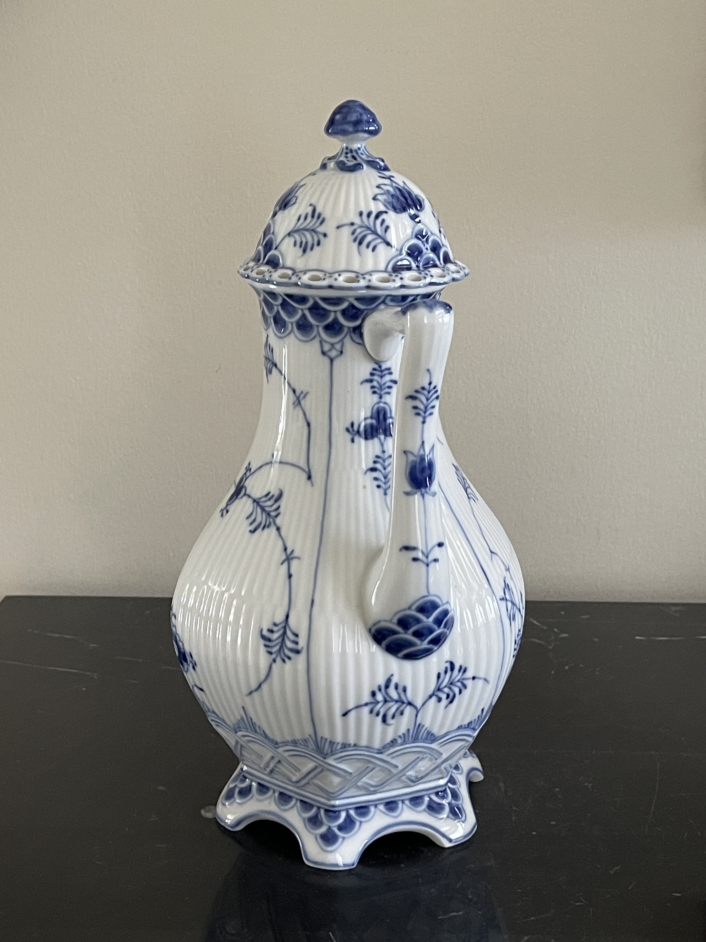 ロイヤルコペンハーゲン 1945 ブルーフルーテッド フルレース 1級品