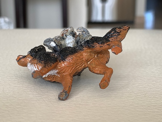 犬の置物に座る猿の古い冷間塗装ブロンズモデル - Etsy 日本