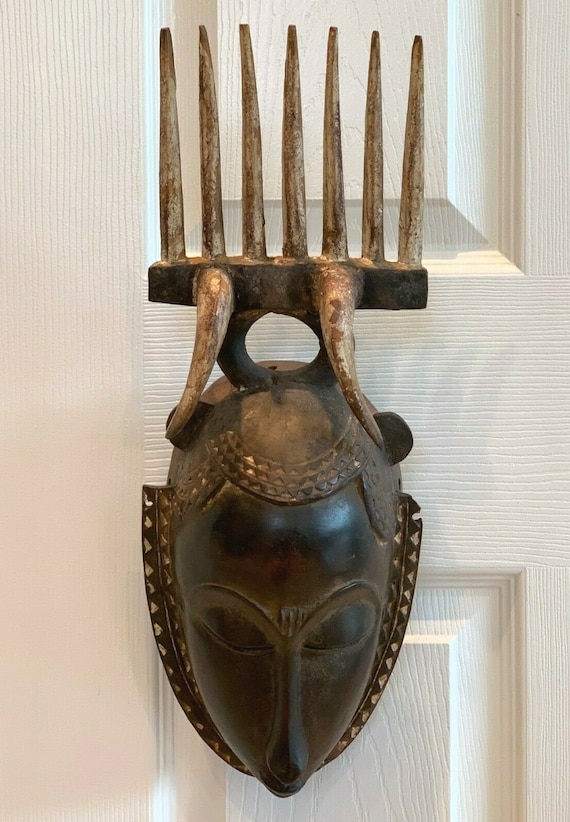 驚きの破格値，2025】 アフリカ バッサ族 マスク 木彫 オブジェ