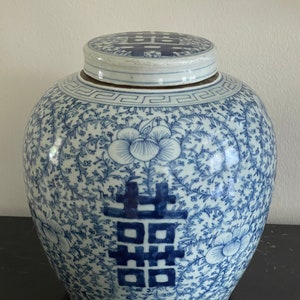Antique Chinese Double Happiness White and Blue Foliate Porcelain Ginger Jar *