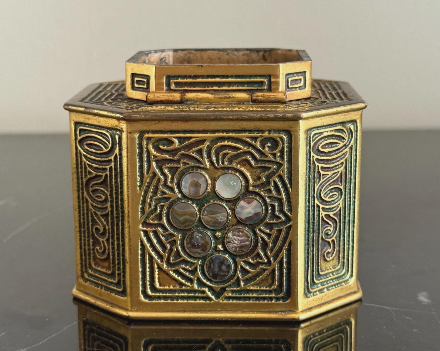 Tiffany Studios Early 1900's NY 1157 Bronze Abalone Inkwell - Etsy