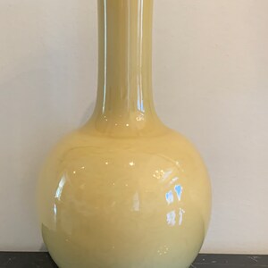 Excepcional Vintage China República Chino Amarillo Glazed Cerámica 13" Alto