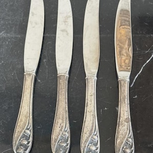 Gorham Maiglöckchen 4 Tafelmesser aus Sterlingsilber und Edelstahl