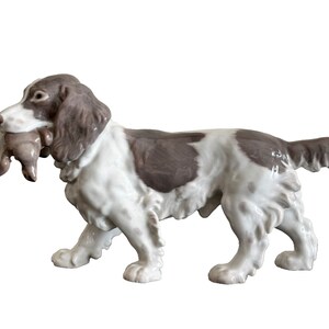Vintage Bing & Grondahl Spaniel Dog Porcelain Figurine with Bird #2061