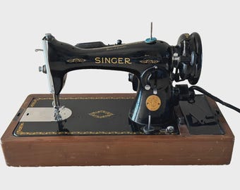 Oryginalna maszyna do szycia Singer 15‑91 z silnikiem BZ 3‑8 i drewnianą obudową – Kanada