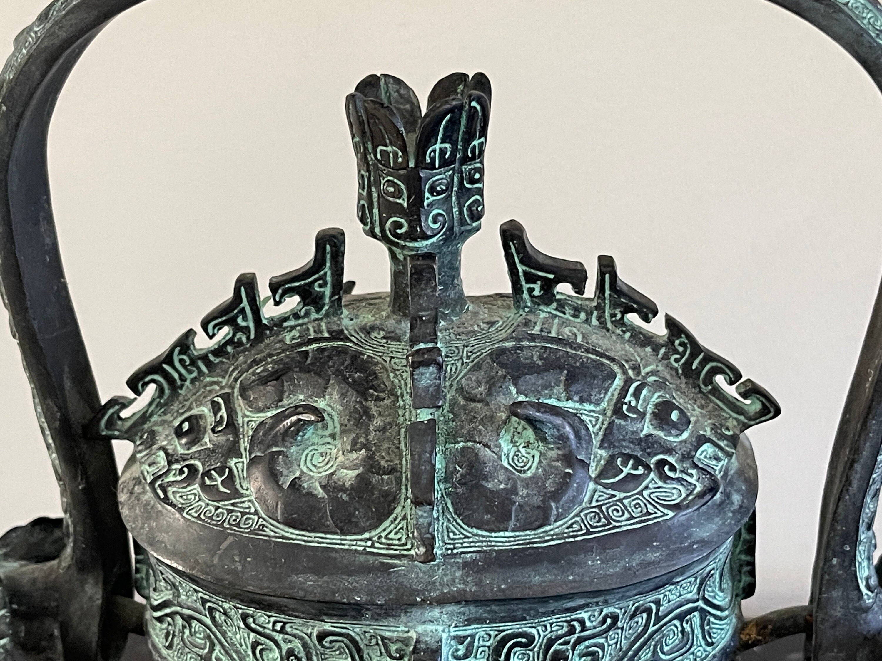 アンティークワインコンテナ Early Western Zhou Dynasty Bronze Wine Container Vessel