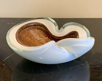 Murano Mid Century Alfredo Barbini Oro Blanco Flecks Vidrio Freeform Bowl Ashtray