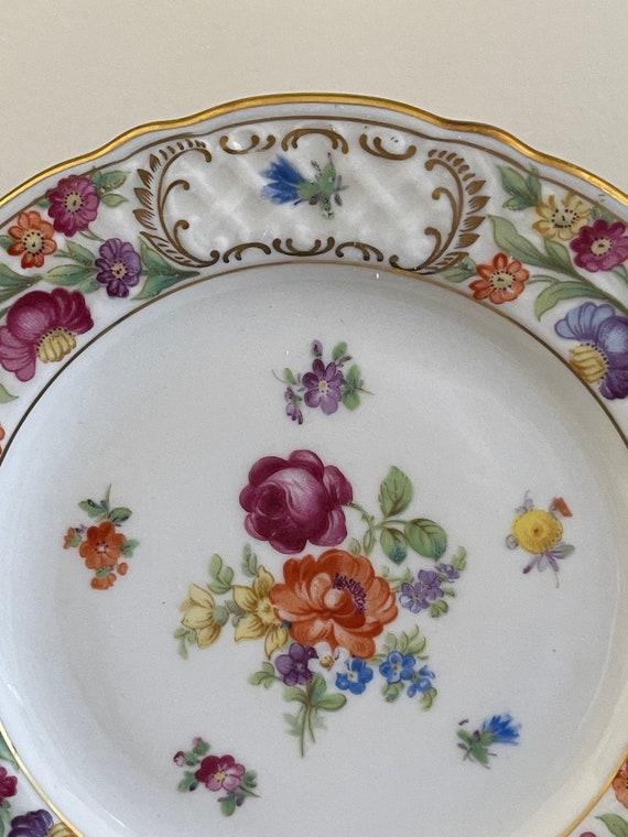 Vintage Schumann Bavaria 6 Floral & Gold Decoration 6 1/4