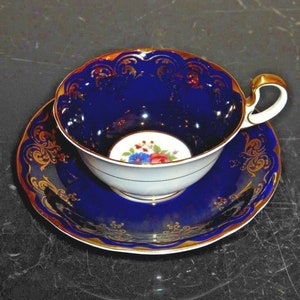 Aynsley 5134 Vintage Scalloped Cobalt Blue English Teacup and Saucer