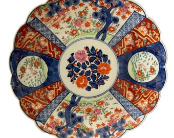 Fabuloso prato japonês antigo Imari de 12 1/4" recortado