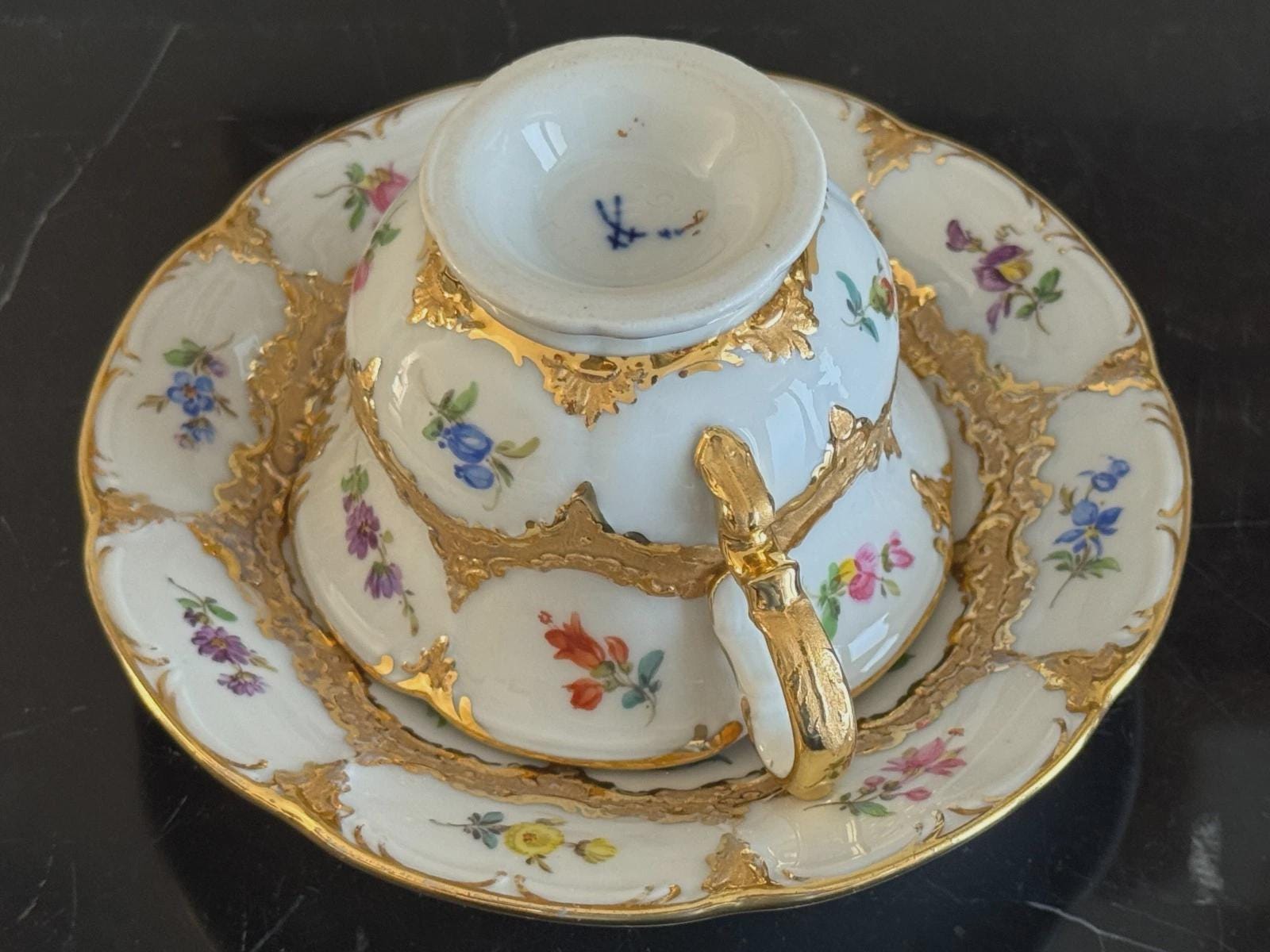Meissen Porcelain Heavy Gold Encrusted and Flowers Porcelain Cup