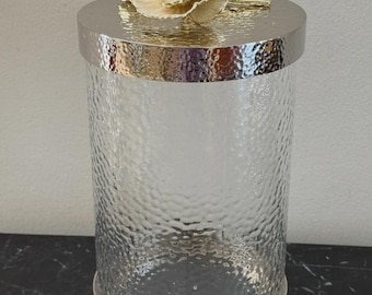 Recipiente de vidrio con forma de anémona de Michael Aram, 25 cm de altura.