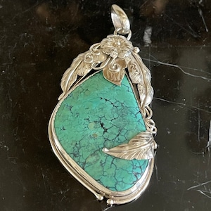 Native American Indian Navajo Large Green Turquoise Sterling Silver Pendant