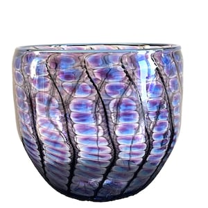 Tom Philabaum Signed 1996 Art Glass Reptilian Series Amethyst Vase *