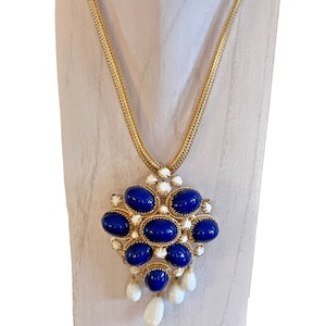 Vintage Superb Signed Schreiner New York Necklace with Detachable Brooch Pin