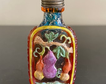 驚くほど希少な中国製北京ガラスのアンティーク嗅ぎタバコ瓶。状態は