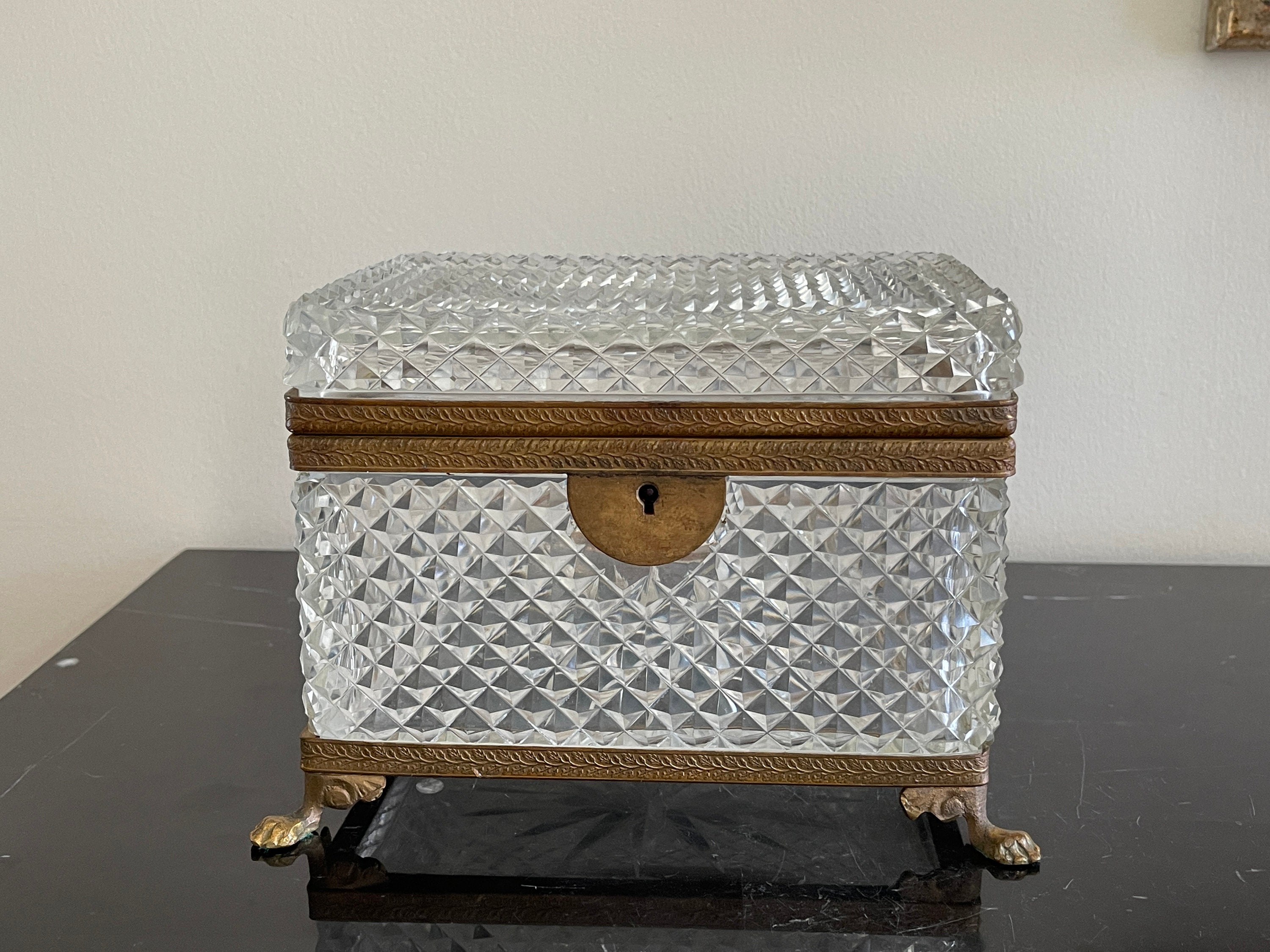BaccaratマスカレードMasquerade男女　ピエロ ガラス像置物金彩 Vintage Large French Baccarat Cut Glass Ormolu Bronze Casket Box