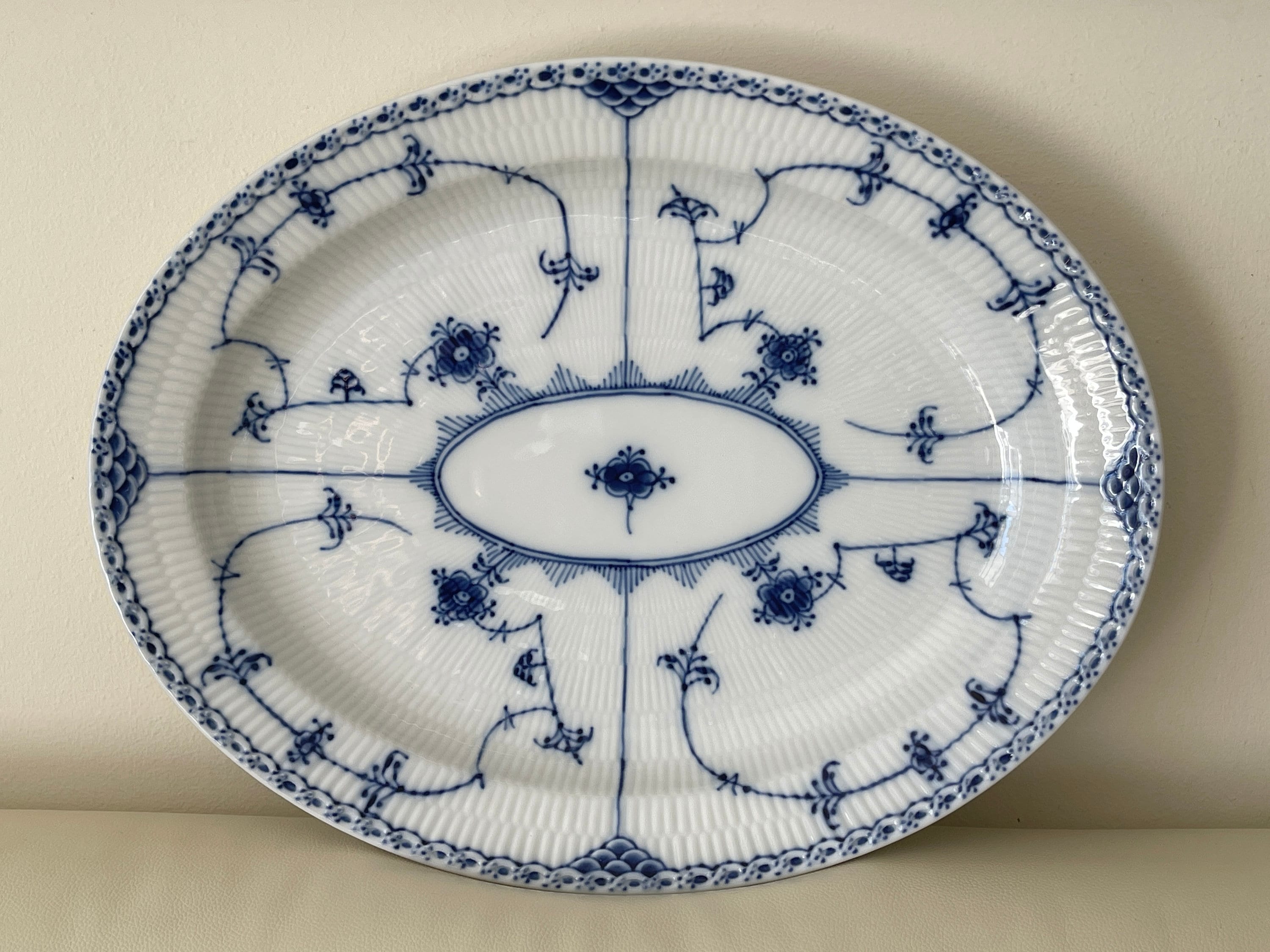 【1級品】ロイヤルコペンハーゲン ハーフレース スクエアボウル ヴィンテージ ロイヤル コペンハーゲン 1950 年代 1 級品 ブルー フルーテッド
